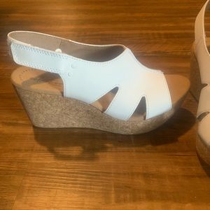 Women’s wedge sandals size 7 1/2